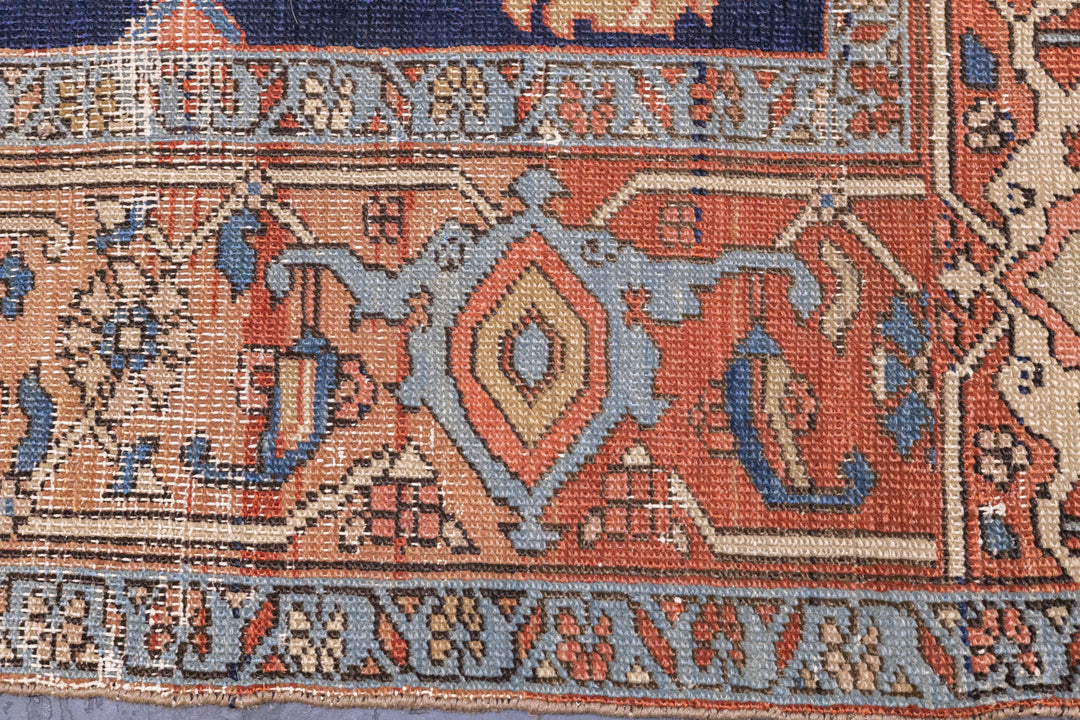 Antique Persian Heriz Rug 4'2'' x 5'6''