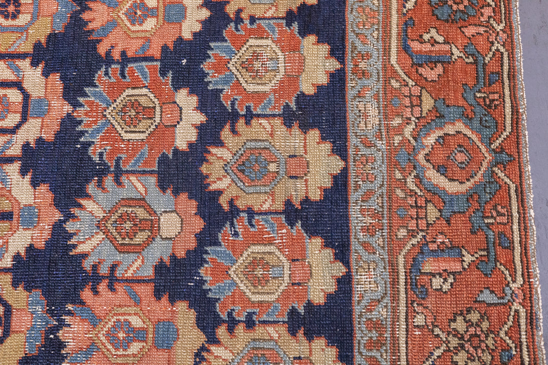 Antique Persian Heriz Rug 4'2'' x 5'6''