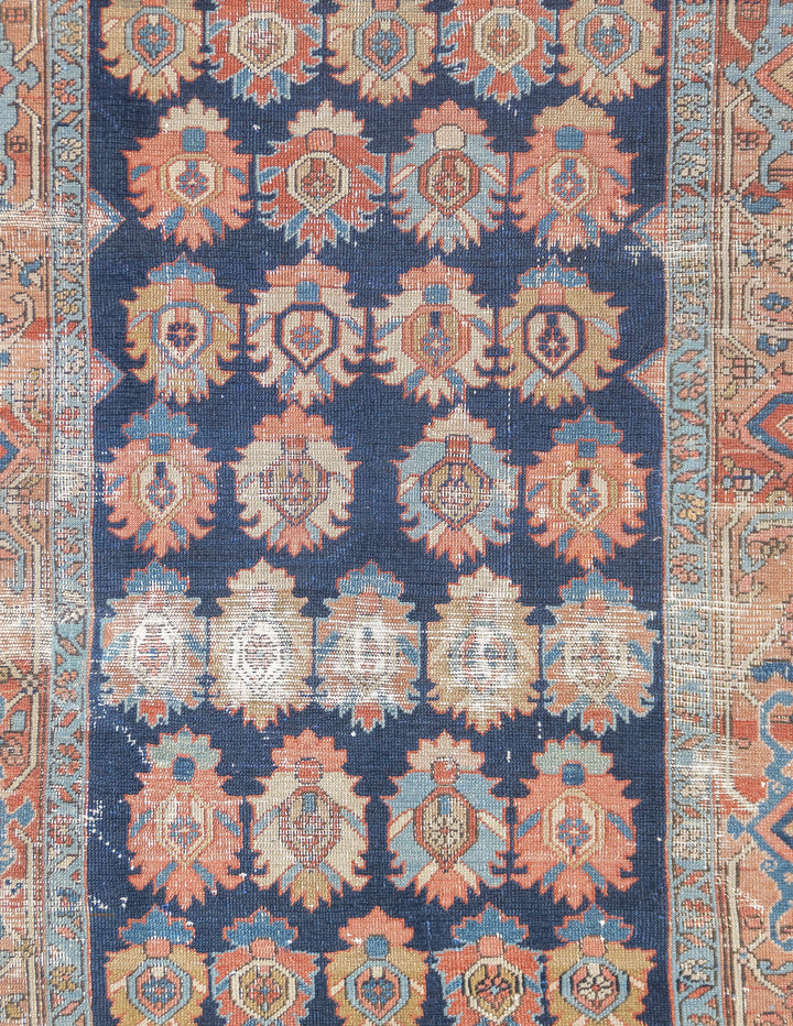 Antique Persian Heriz Rug 4'2'' x 5'6''