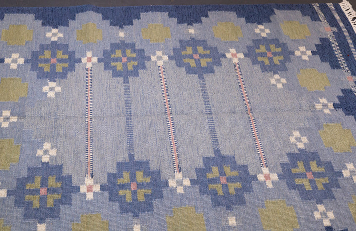 Fine Vintage Swedish Kilim Rug 4'8'' x 6'4''