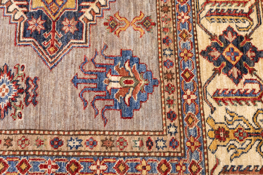 Fine PAK Kazak Rug 6'0" x 9'3''