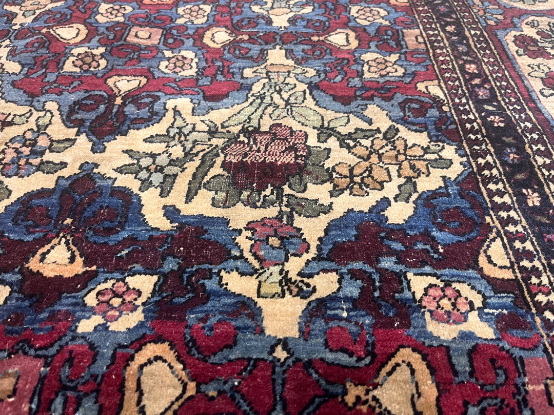 Antique Persian Tehran Rug 4'7" x 7’1"