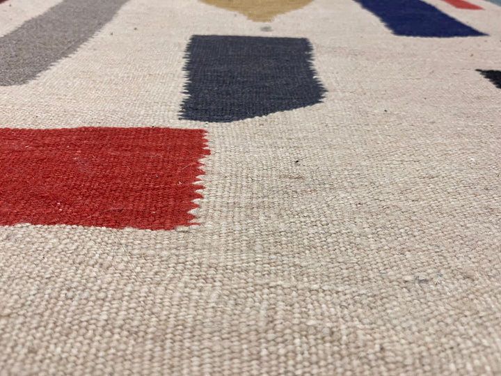 Fine Vintage Swedish Kilim Wool Rug 6'1" x 8’10"