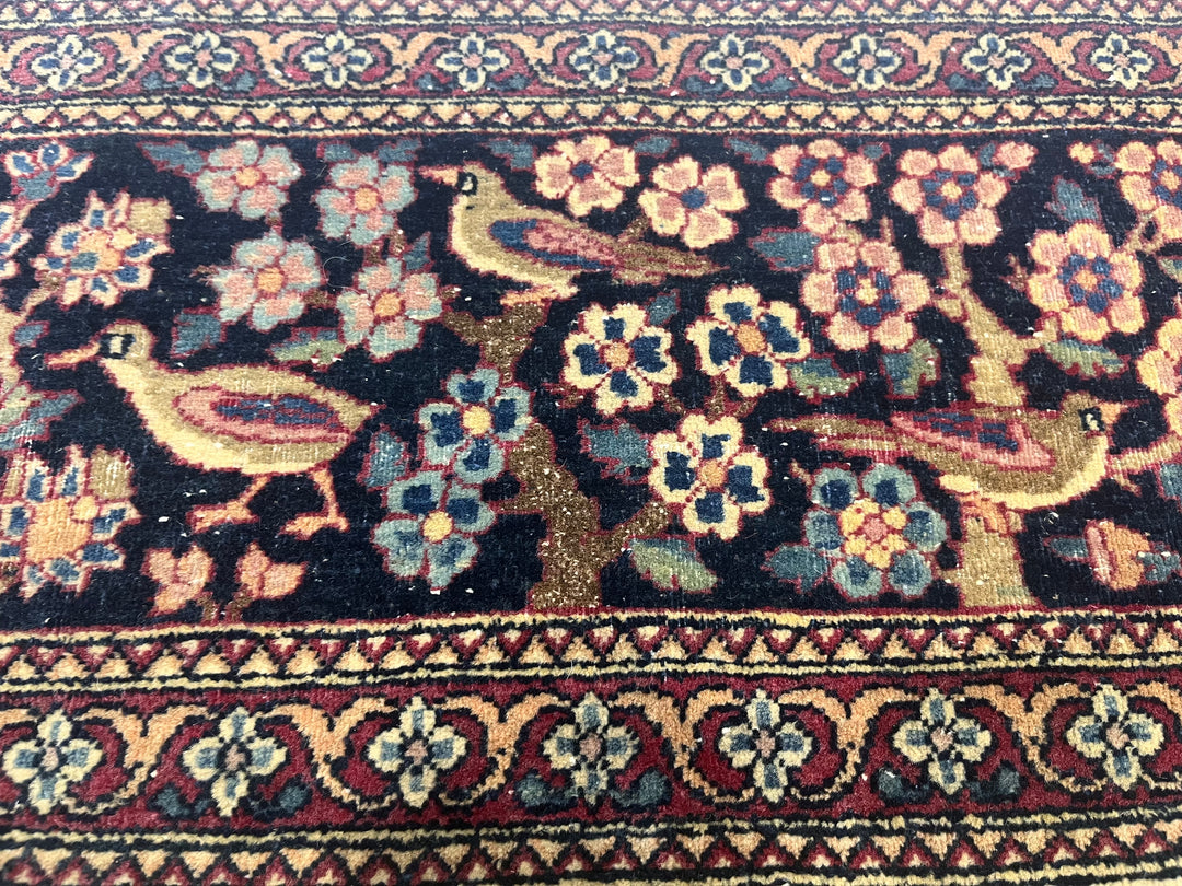 Antique Persian Tehran Rug 4'7" x 6’6"