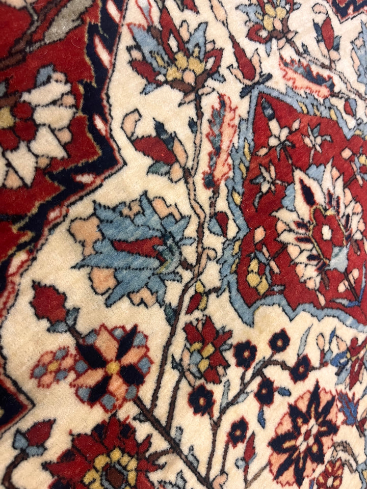 Antique Persian Mohtasham Kashan Rug 4'5" x 6’9"