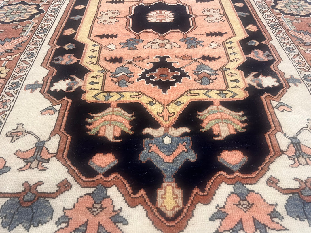 Fine Vintage Persian Heriz Serapi 4'10" x 7’6”