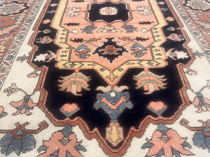 Fine Vintage Persian Heriz Serapi 4'10" x 7’6”