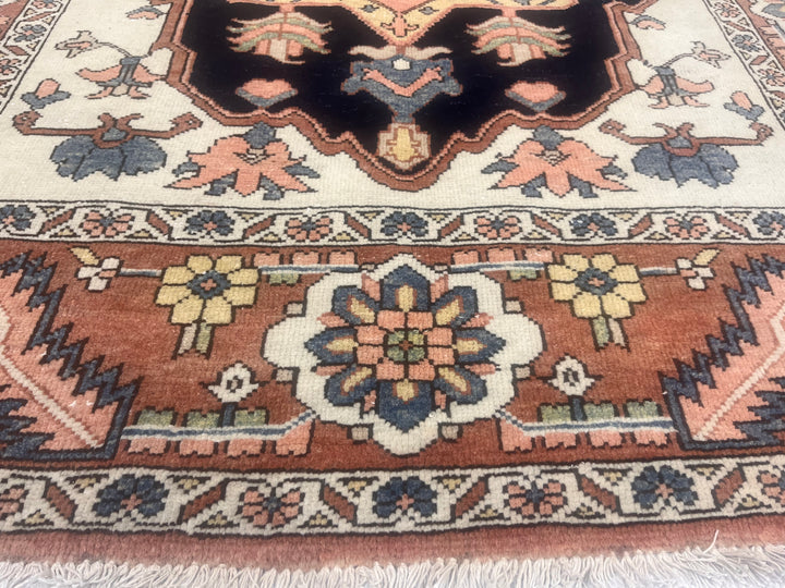 Fine Vintage Persian Heriz Serapi 4'10" x 7’6”