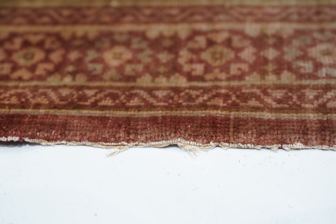 Antique Turkish Silk Signed Hereke  Rug 4'3'' x 6'8''