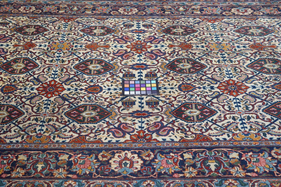 Antique Persian Dabir Kashan Rug 4'4'' x 6'10''