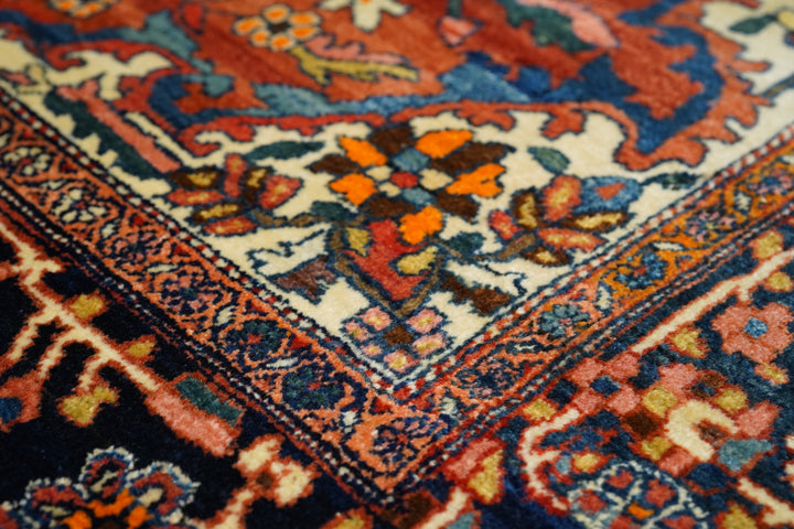 Antique Persian Farahan Sarouk Rug 4'6'' x 7'0''