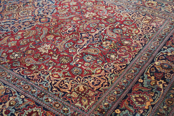 Antique Persian Isfahan Rug 4'4'' x 7'2''