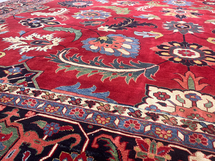 Persian Heriz Carpet 12’10” x 16’11’