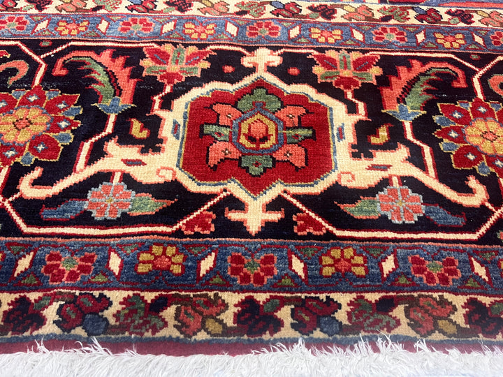 Persian Heriz Carpet 12’10” x 16’11’