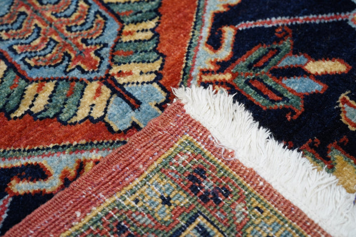 Persian Heriz Rug 6'8'' x 9'4''