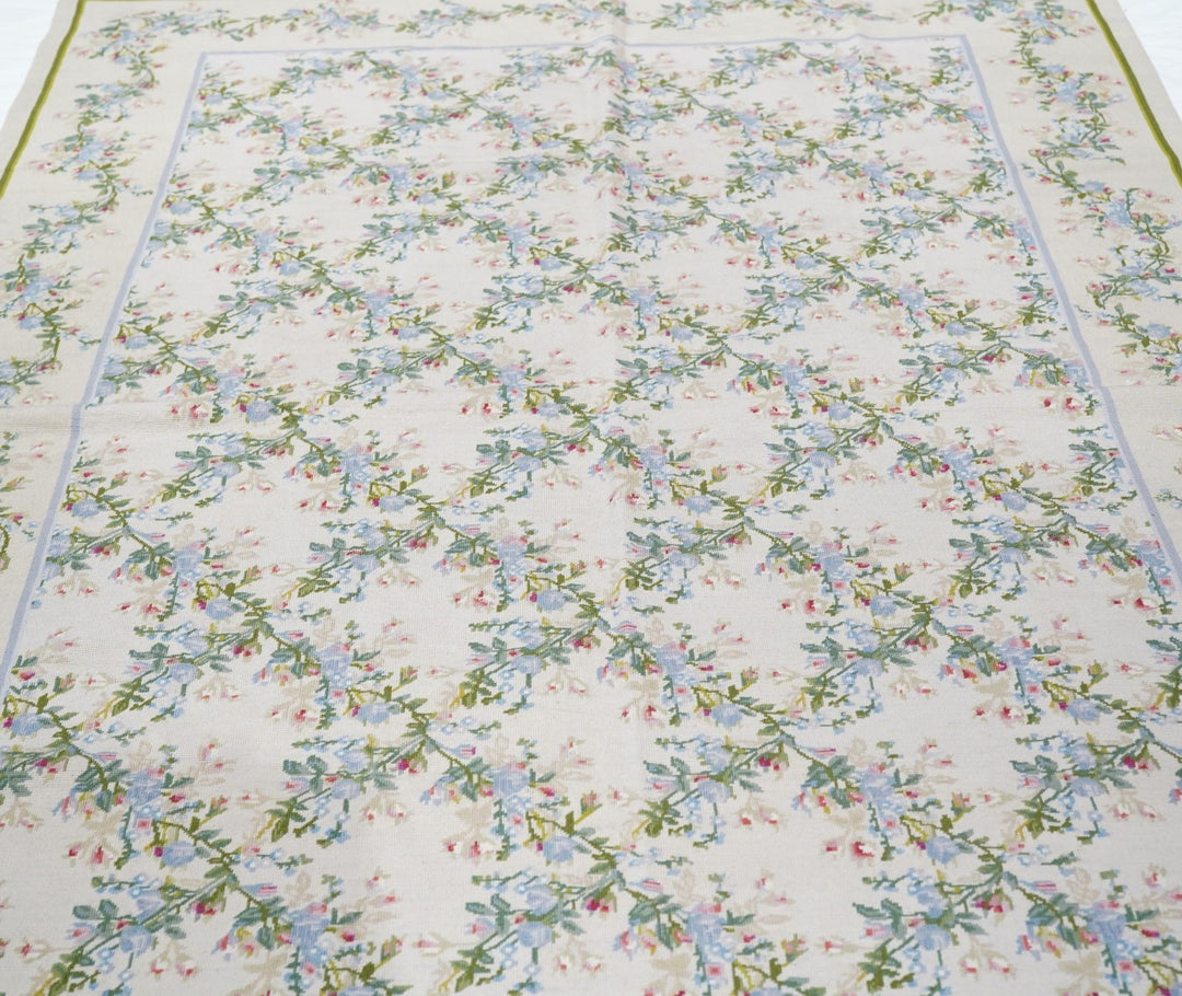 French Aubusson Design Rug 6'0" x 9'0"