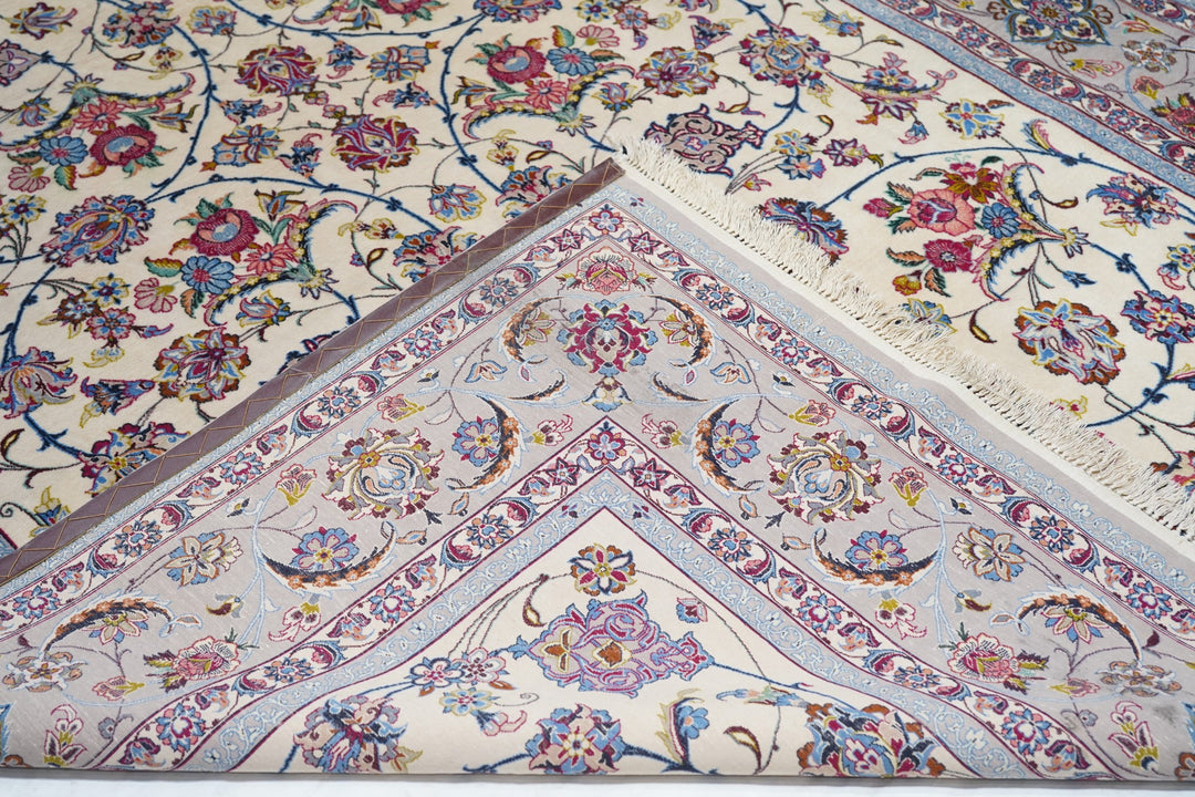 Extremely Fine Persian Isfahan Wool & Silk Rug 7'0'' x 10'0''