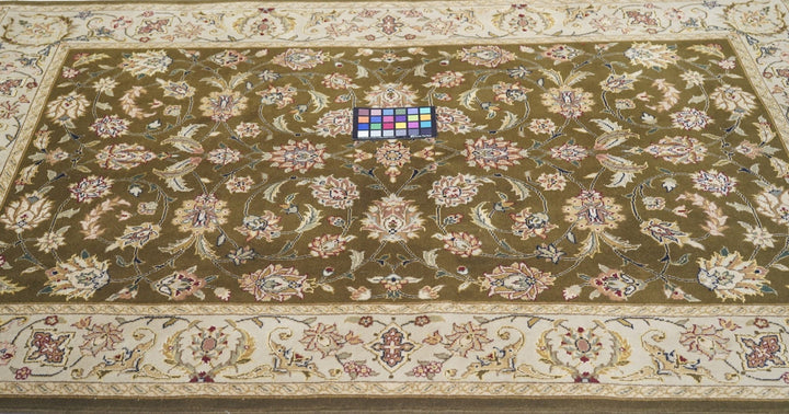 Tabriz Design Rug 3'9'' x 5'9"