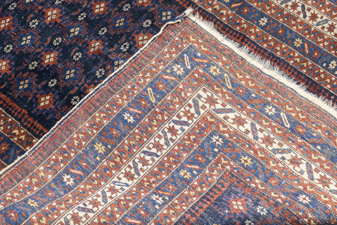 Antique Kuba Rug 4'1'' x 5'9''