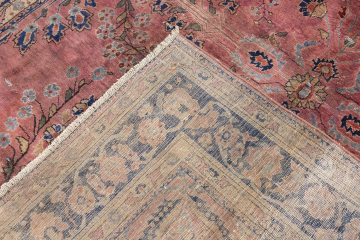 Fine Antique Persian Sarouk Rug 7’0" x 9’7”