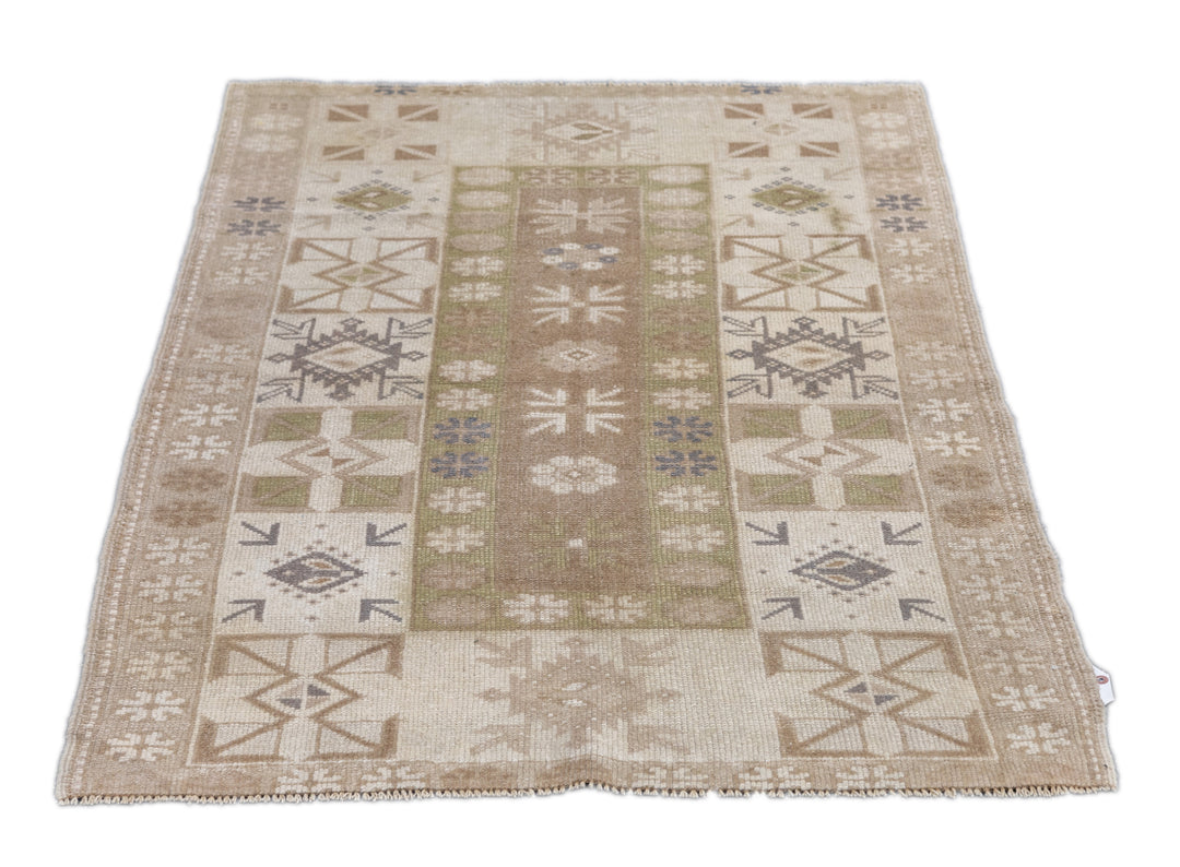 Oushak Rug 3'2'' x 4'2''