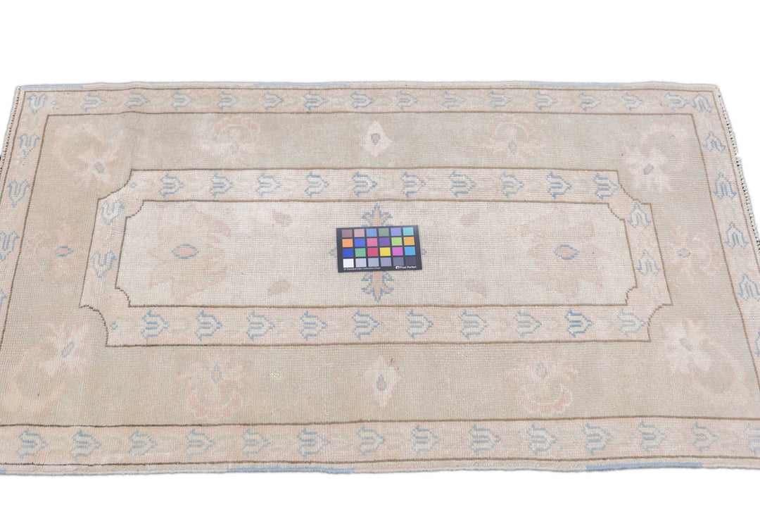 Oushak Rug 2'10'' x 4'8''