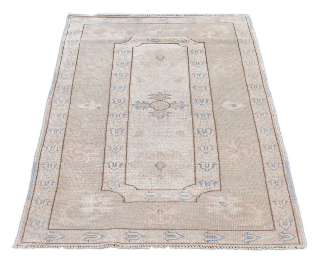 Oushak Rug 2'10'' x 4'8''