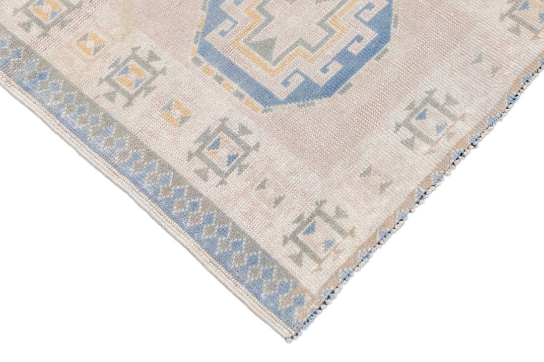 Oushak Rug 2'7'' x 3'5''