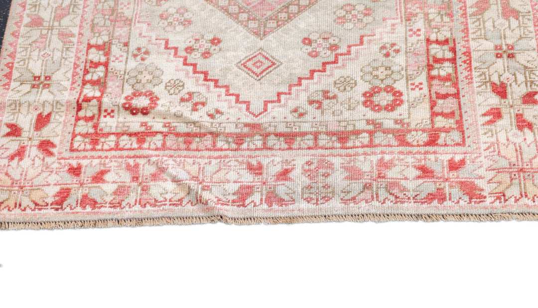 Vintage Anatolian Rug 3'5'' x 5'5''