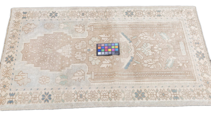 Oushak Rug 2'9'' x 4'5''