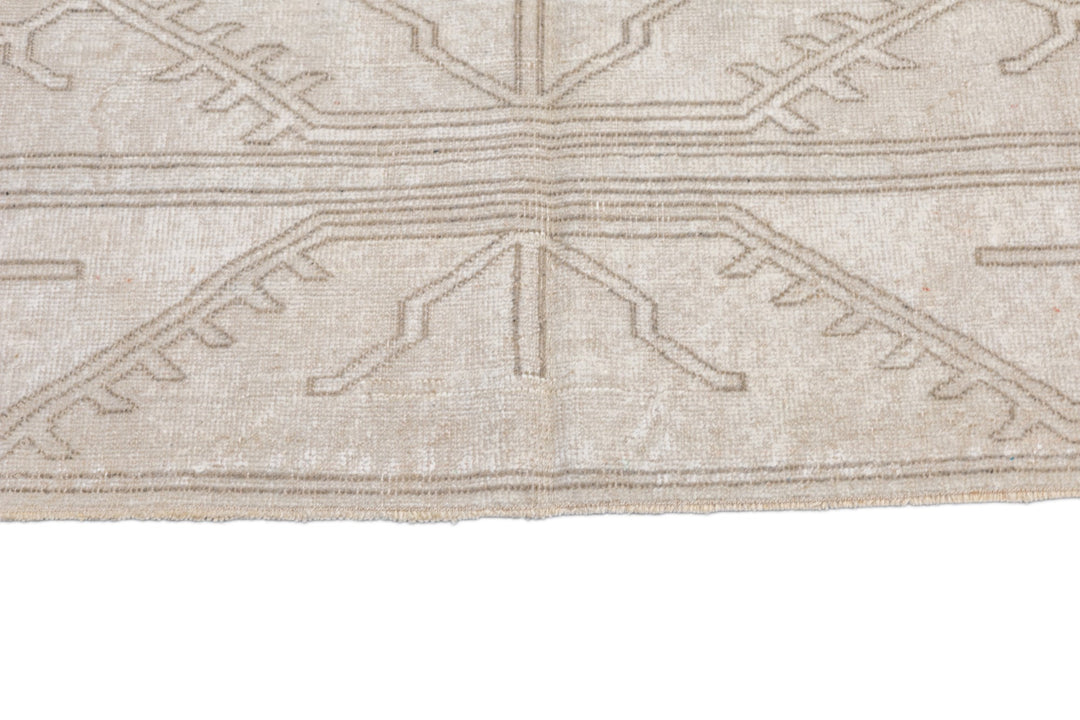 Oushak Rug 6'7'' x 9'5''