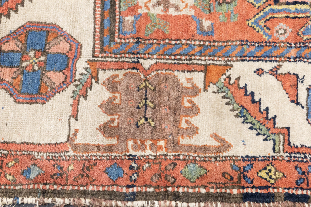 Fine Antique Persian Tribal Bakhtiari Rug 4'11'' x 9'7''