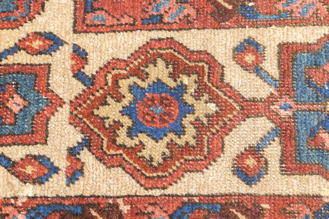 Antique Persian Bakhshayesh Rug 5'2" x 9’4”