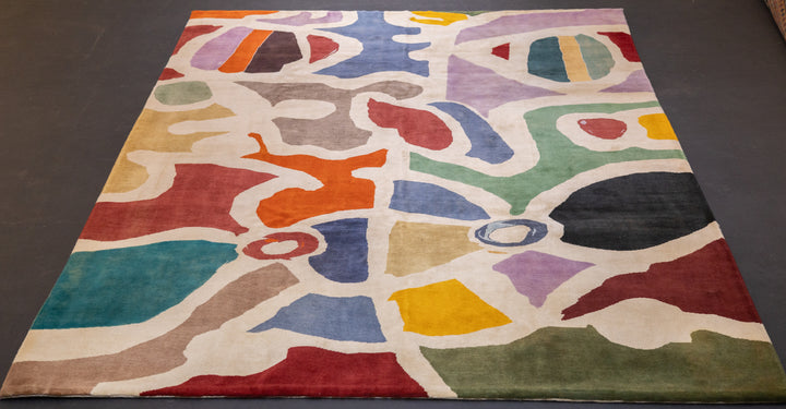 Fine Mid Century French Artistic Wool Rug 6'6" x 9’1"