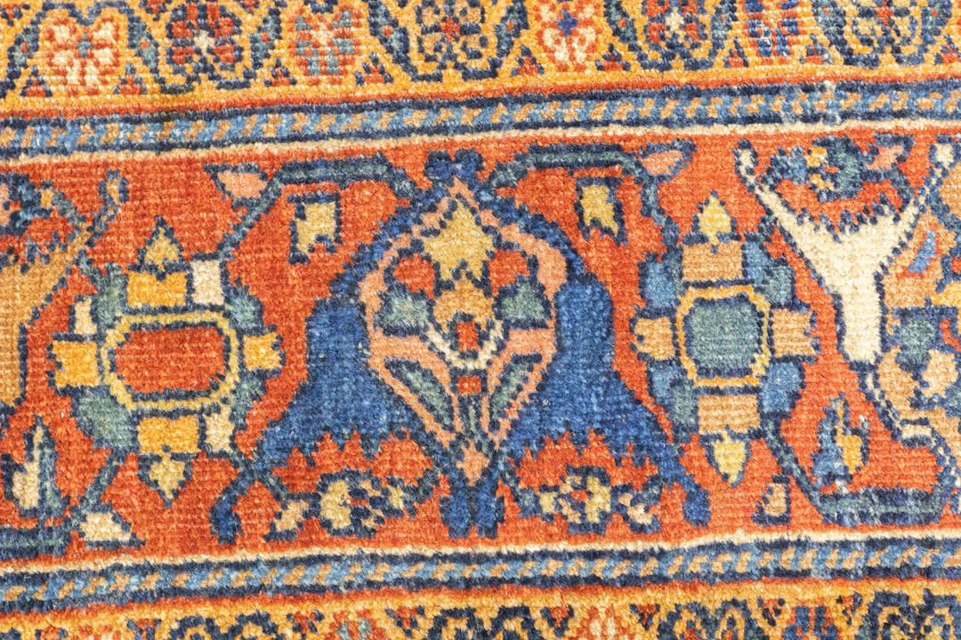 Fine Antique Mahal/Farahan Rug 4'7'' x 6'7''