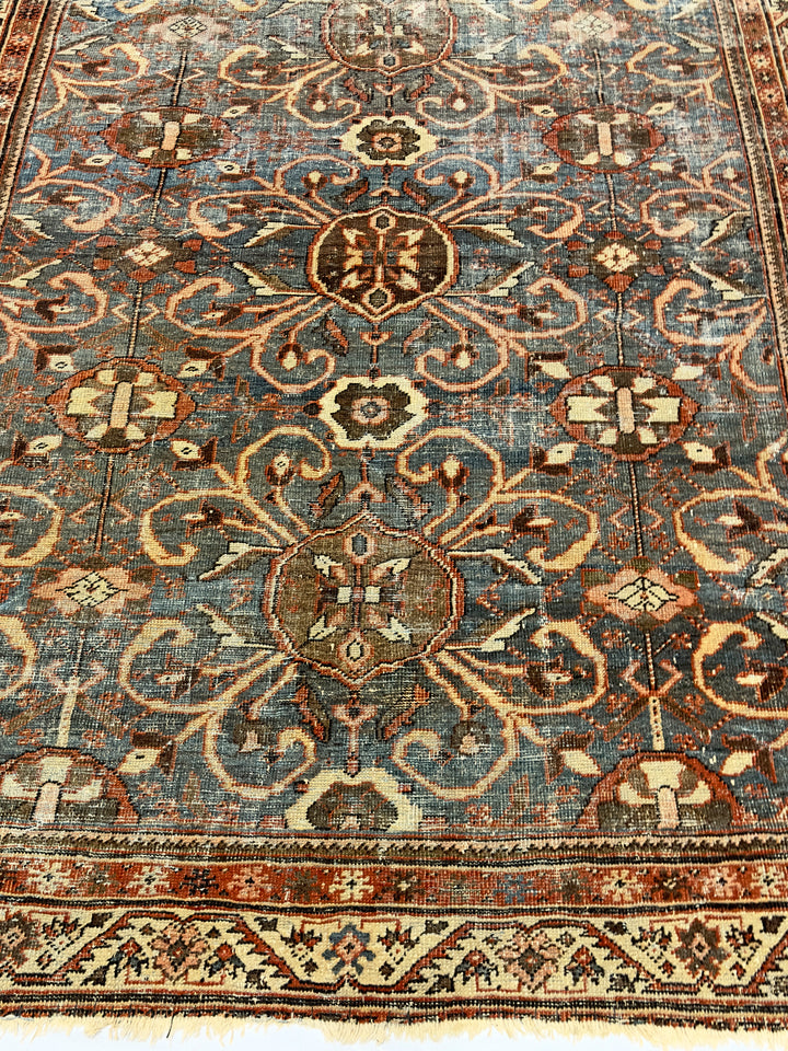 Antique Shabby Chic Persian Sultanabad Mahal Rug 5’5” x 9’5”