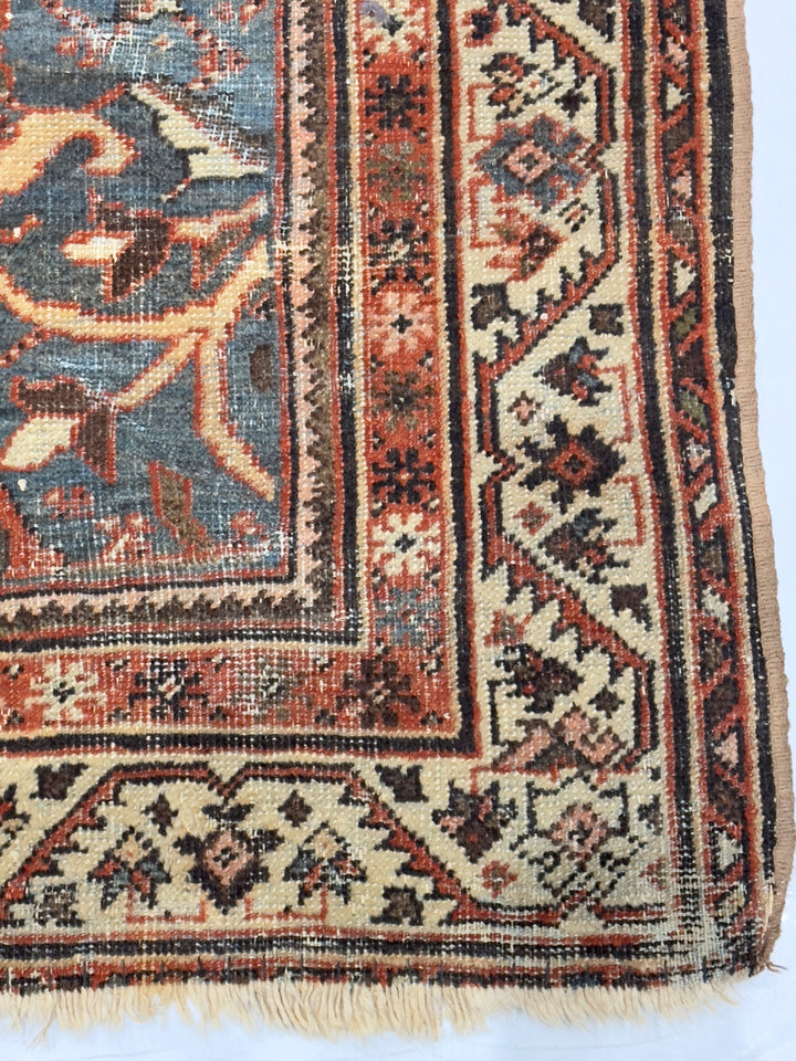 Antique Shabby Chic Persian Sultanabad Mahal Rug 5’5” x 9’5”