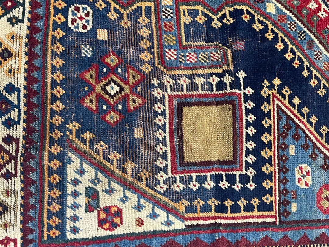 Antique Tribal Persian Qashqai Gabbeh Rug 4'5" x 7’1”