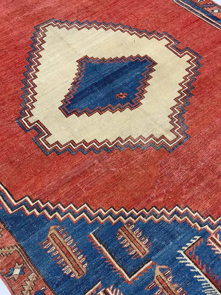 Antique Bakhshayesh Rug 6' x 8’2”