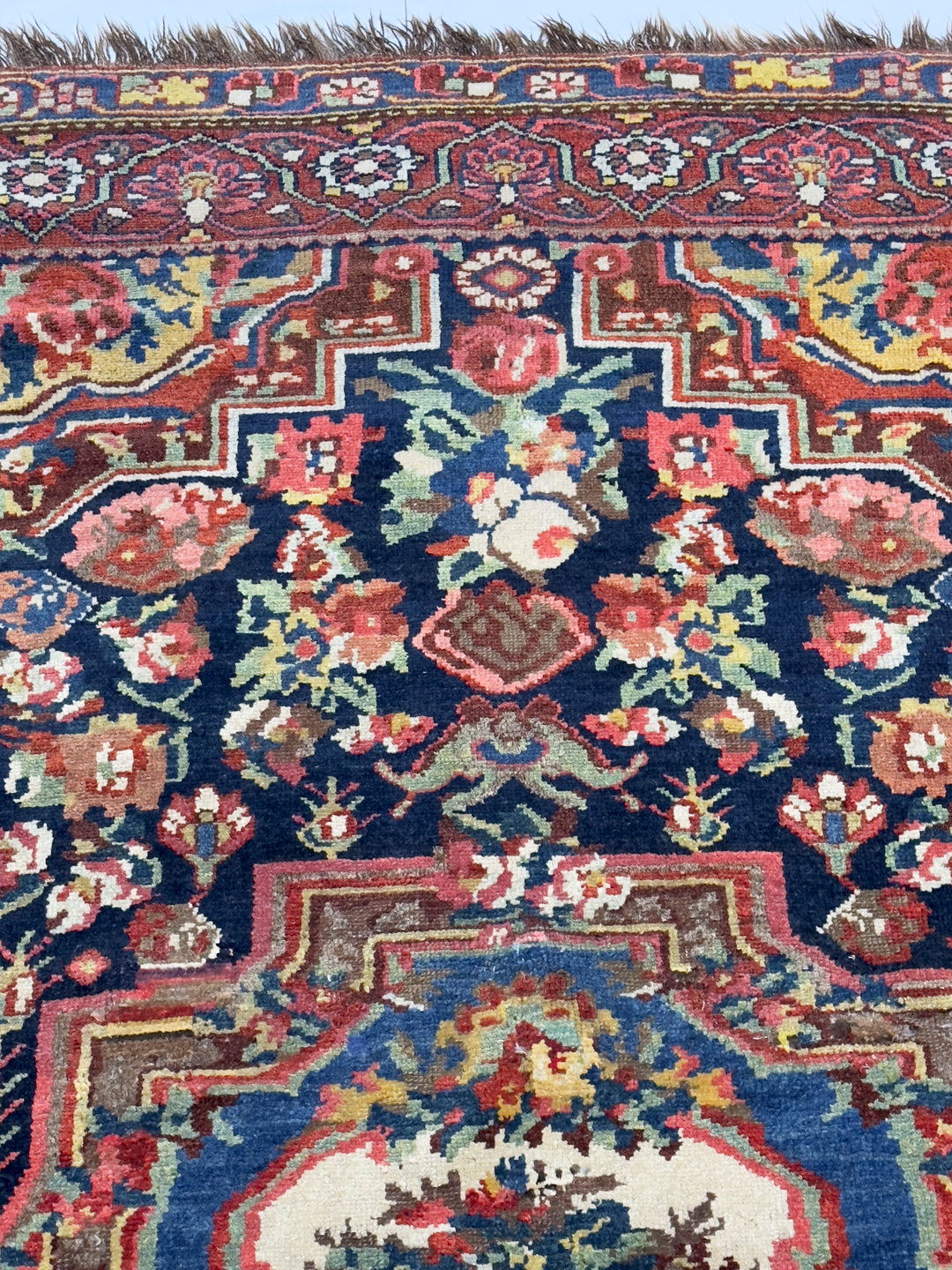 Antique Persian Bakhtiari Rug 4'3" x 6’9"