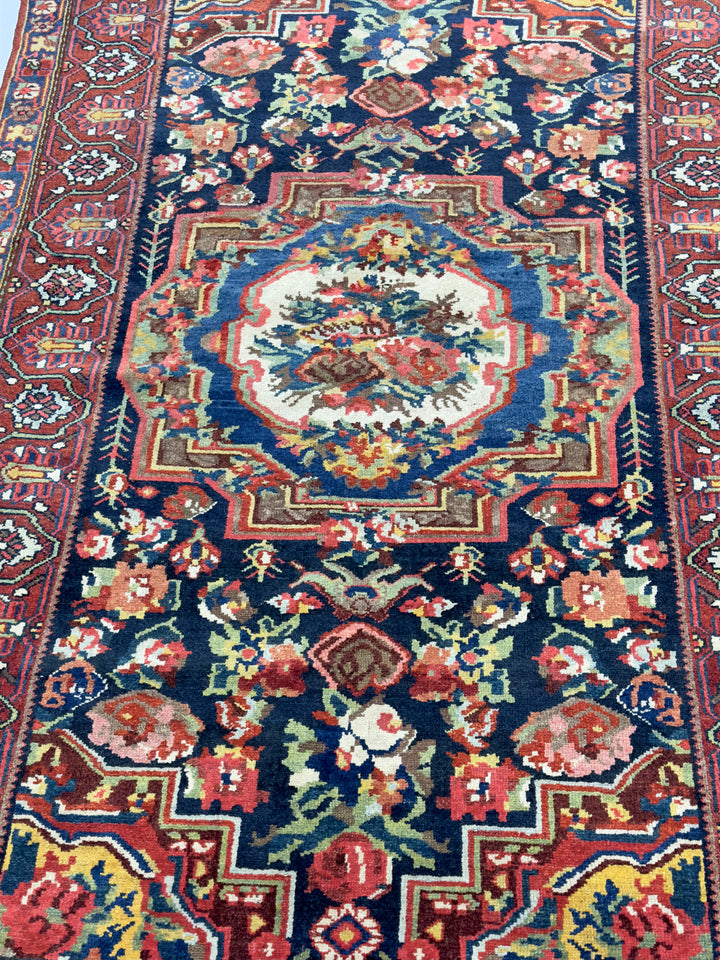 Antique Persian Bakhtiari Rug 4'3" x 6’9"