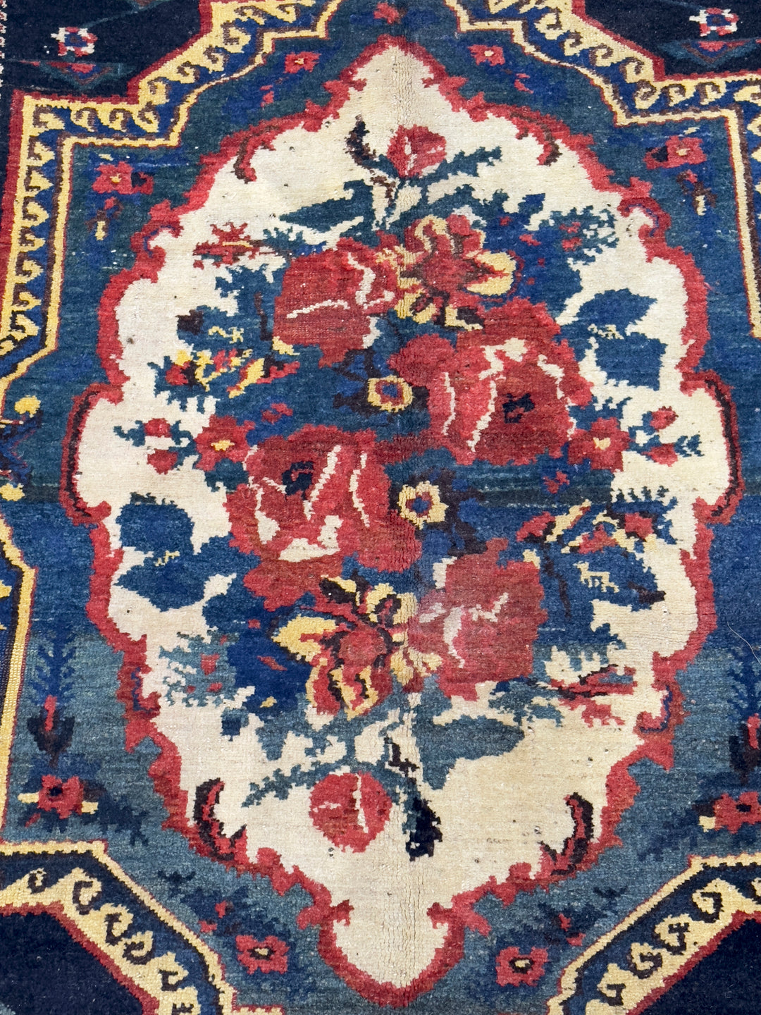 Antique Persian Bakhtiari Rug 4’10" x 8’8”