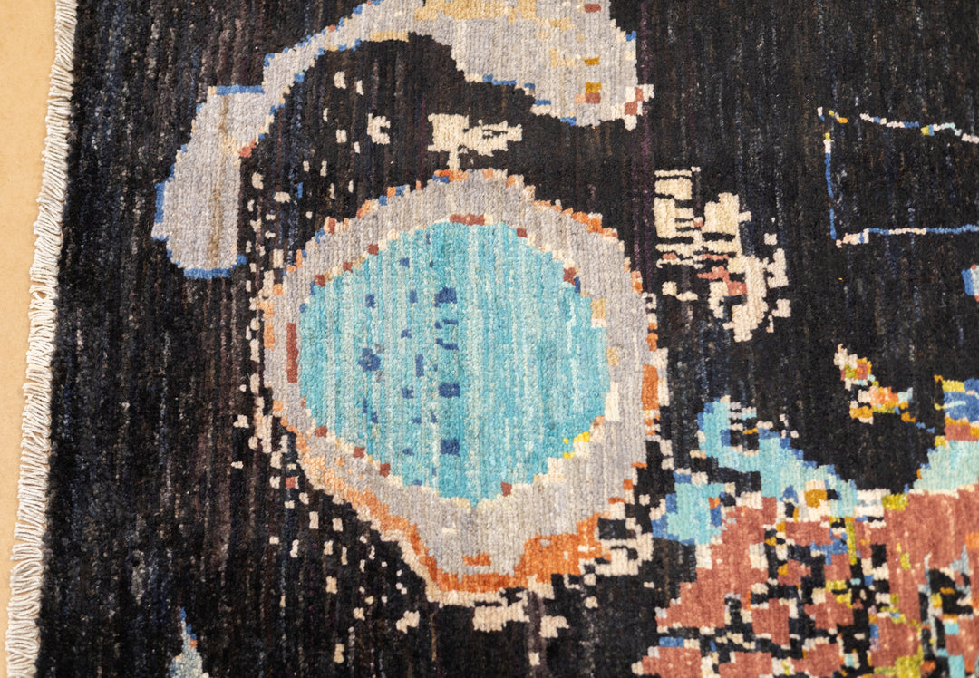 Fine Contemporary Wool Rug 4'0" x 5'10"