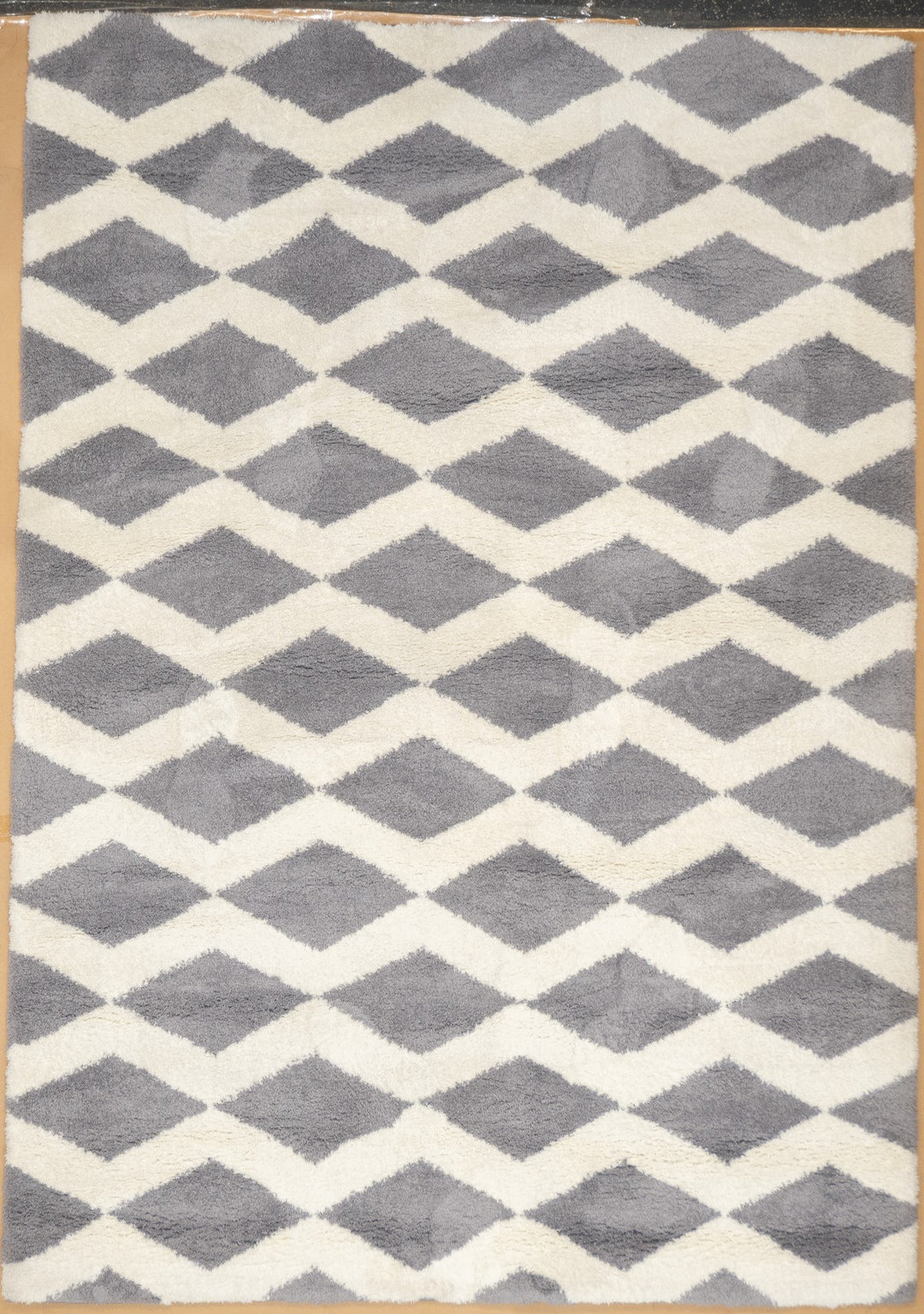 Hand Tuffted Rug 5'3" x 7'7"