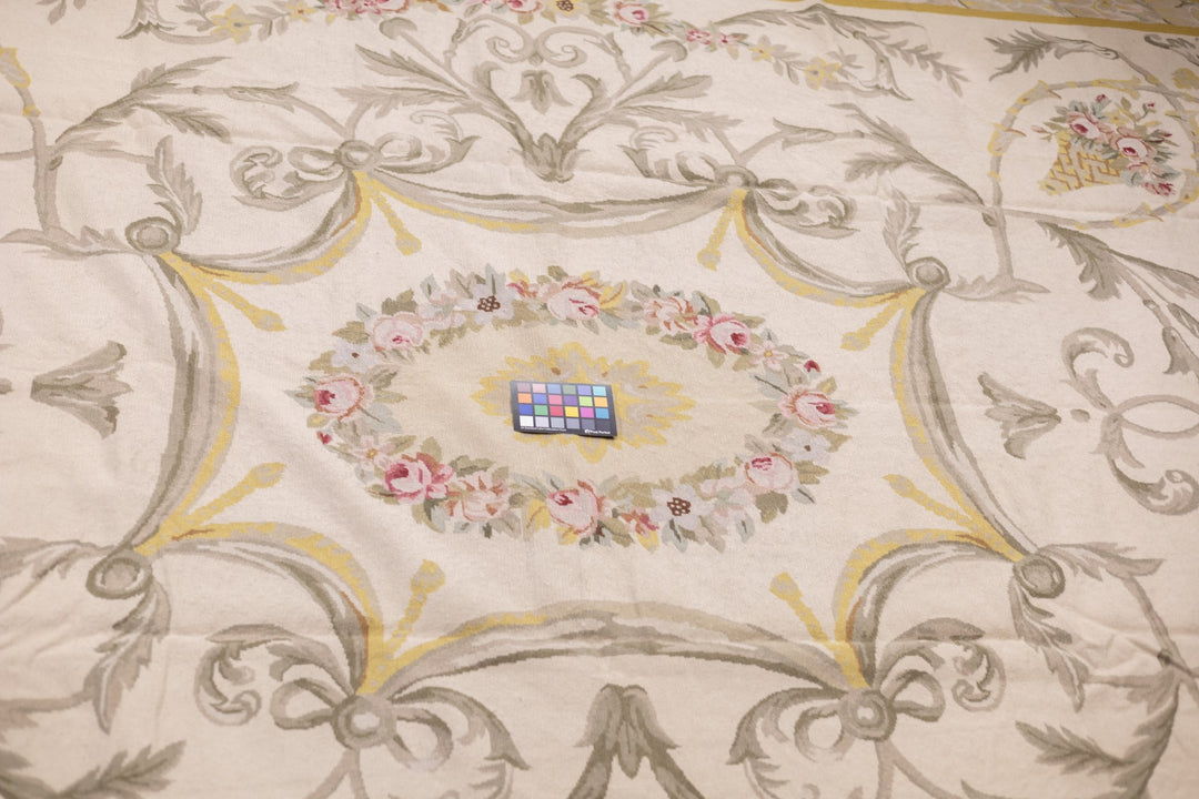 French Aubusson Design Rug 9' x 12'