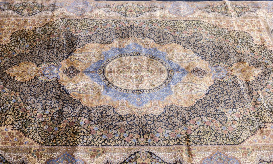 Persian Design Rug 6'7" x 9'7"