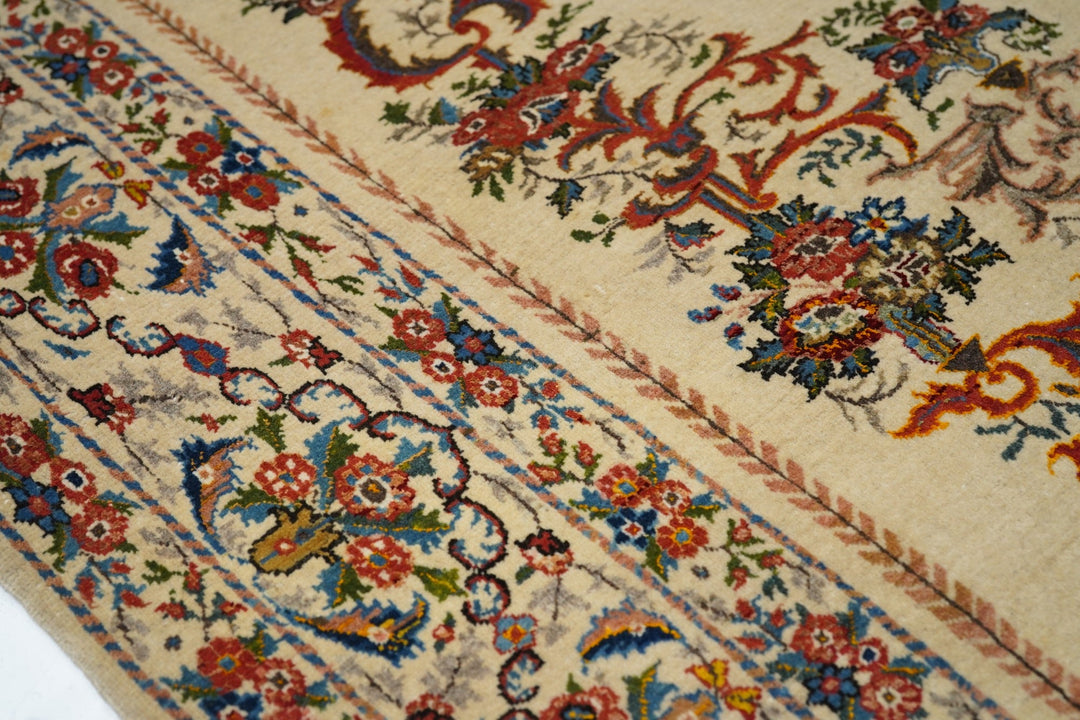 Extremely Fine Antique Persian Tehran Rug Wool with all design in Silk 4'5'' x 6'8''