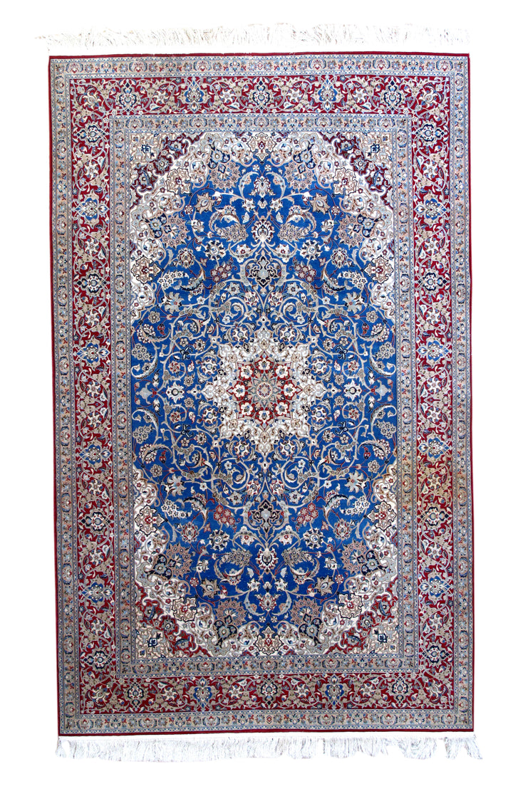 Fine Persian Nain Wool and Silk Rug 5'0'' x 8'3''