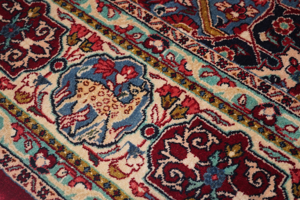 Fine Antique Persian Sarouk Rug 7' x 10'9''