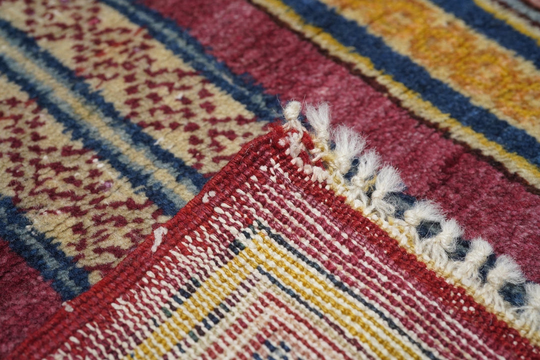 Turkish Rug 3'2'' x 5'11''